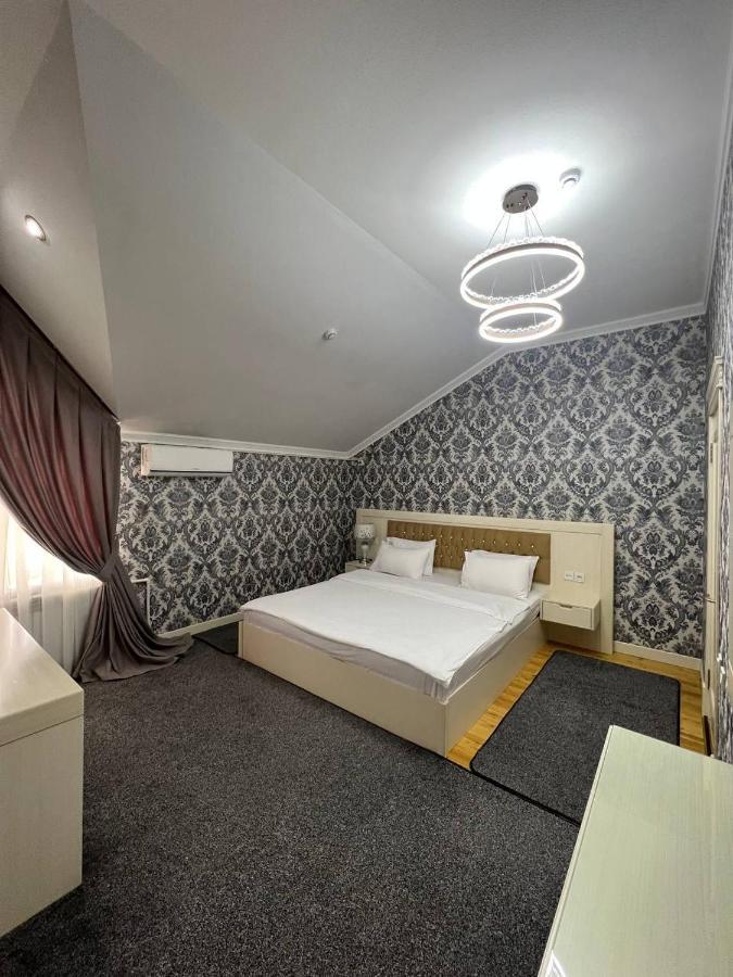 Hotel Afrosiyob 카르시 외부 사진