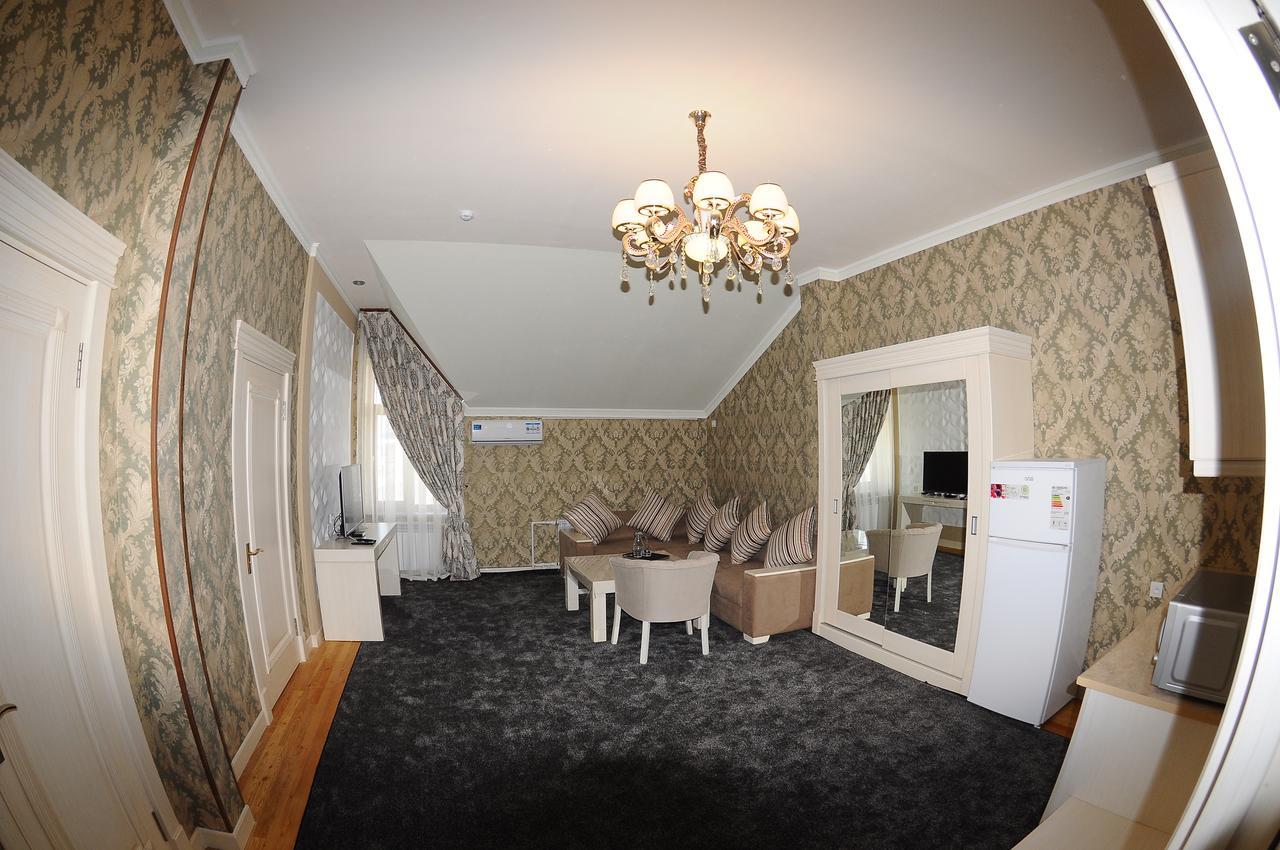 Hotel Afrosiyob 카르시 외부 사진