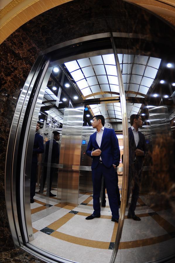 Hotel Afrosiyob 카르시 외부 사진